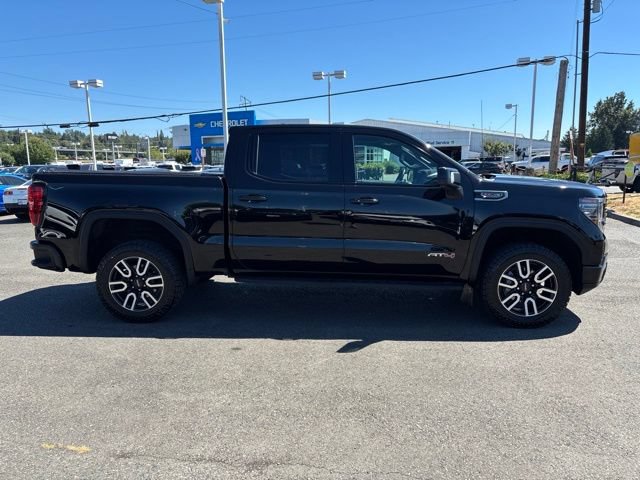 Used 2022 GMC Sierra 1500 AT4 w/ AT4 Premium Package AWD/4WD image 6