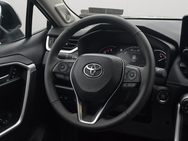 Certified 2025 Toyota RAV4 XLE Premium w/ Weather Package AWD/4WD image 19