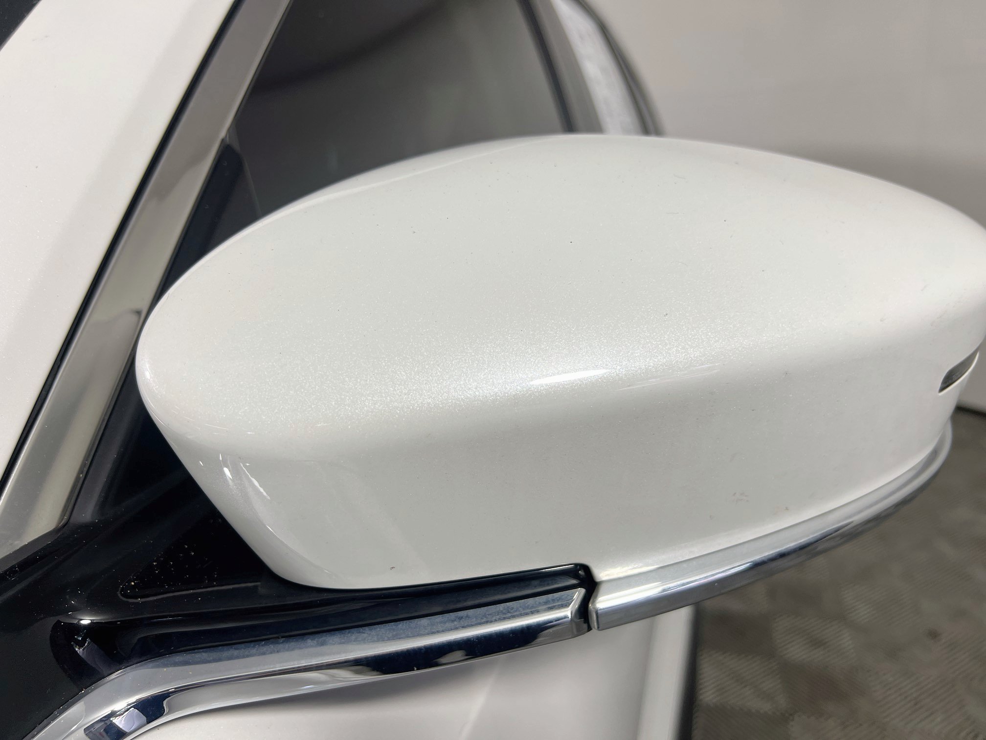 Used 2023 Acura MDX w/ Technology Package FWD image 13