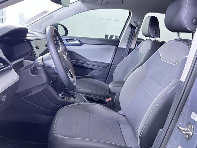 Used 2024 Volkswagen Taos SE image 11