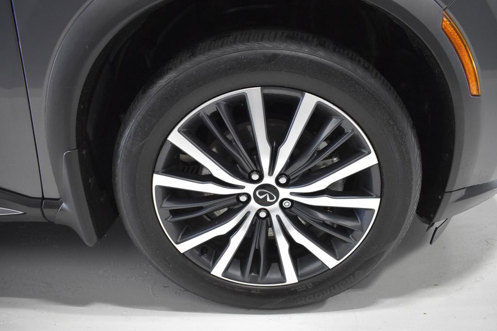 Used 2023 INFINITI QX60 Sensory AWD/4WD image 10