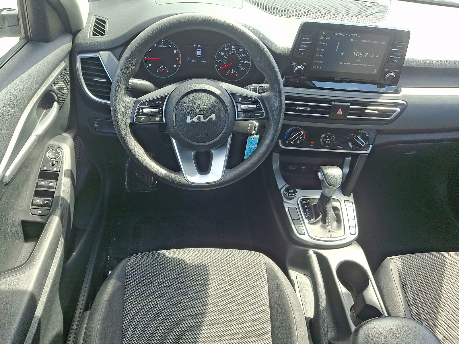 Used 2023 Kia Seltos LX AWD/4WD image 11