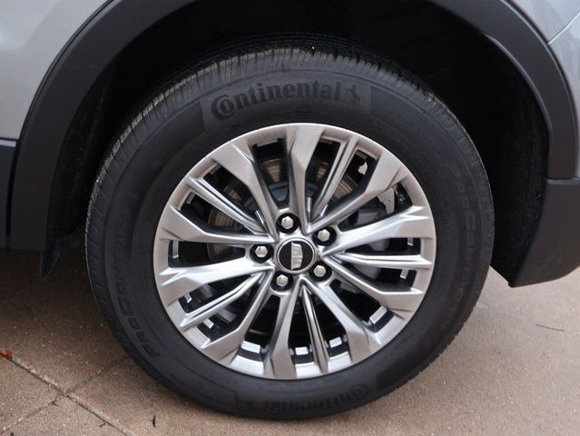 Certified 2025 Cadillac XT4 Premium Luxury FWD image 41