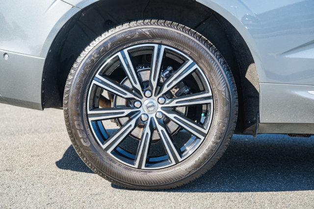 Used 2018 Volvo XC60 T5 Inscription w/ Luxury Seat Package AWD/4WD image 19
