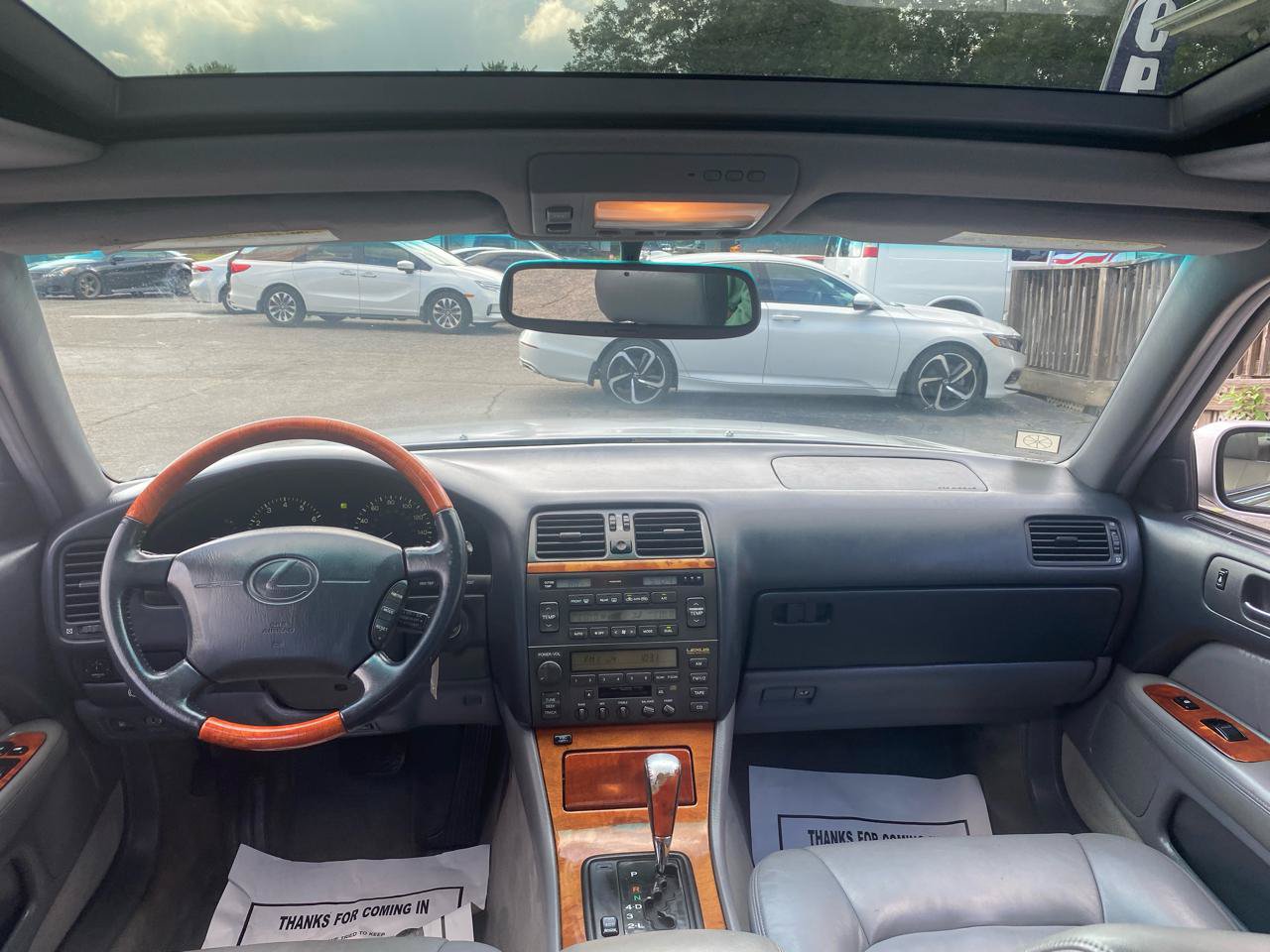 Used 1999 Lexus LS 400 RWD image 12