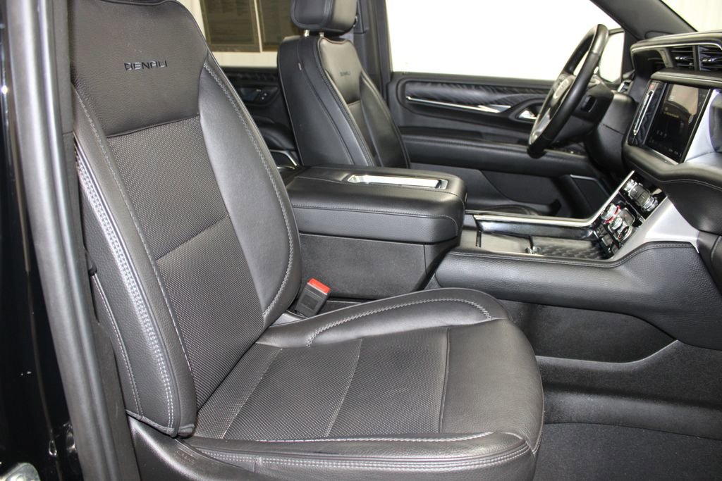 Used 2023 GMC Yukon Denali w/ Max Trailering Package image 22