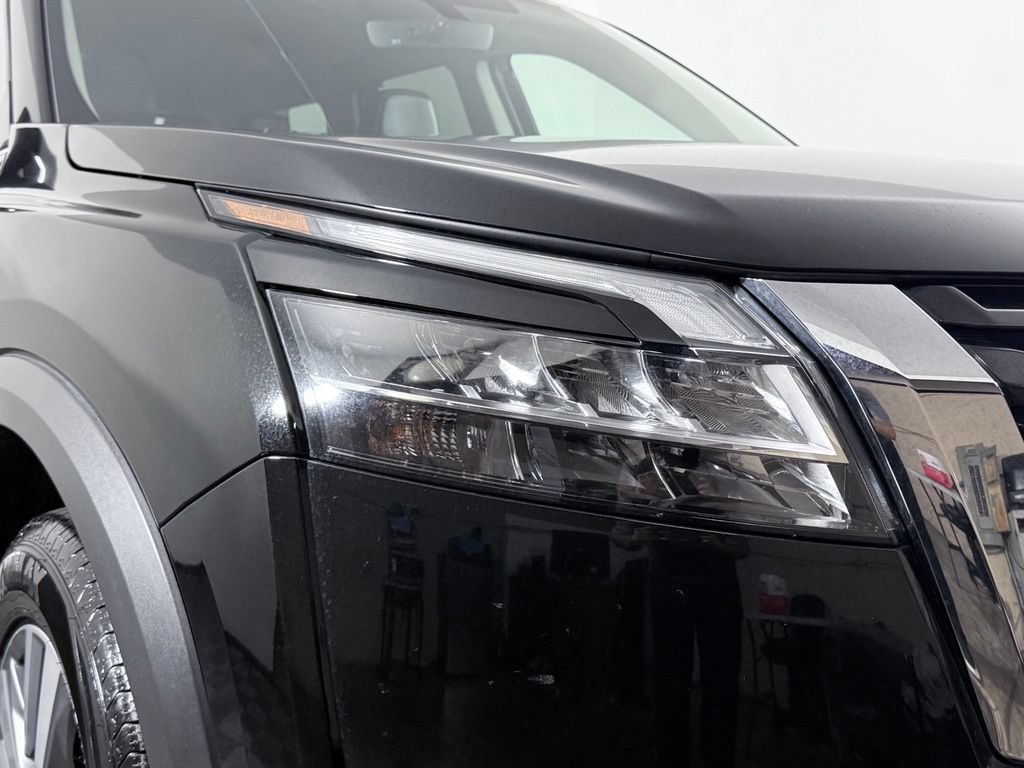 Certified 2024 Nissan Pathfinder SL AWD/4WD image 10