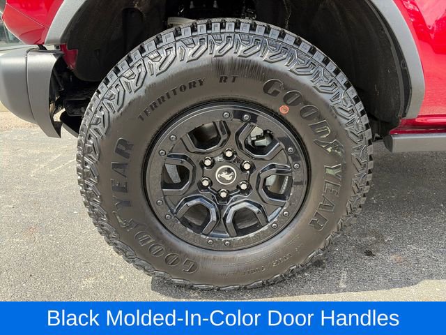 Used 2025 Ford Bronco Badlands image 26
