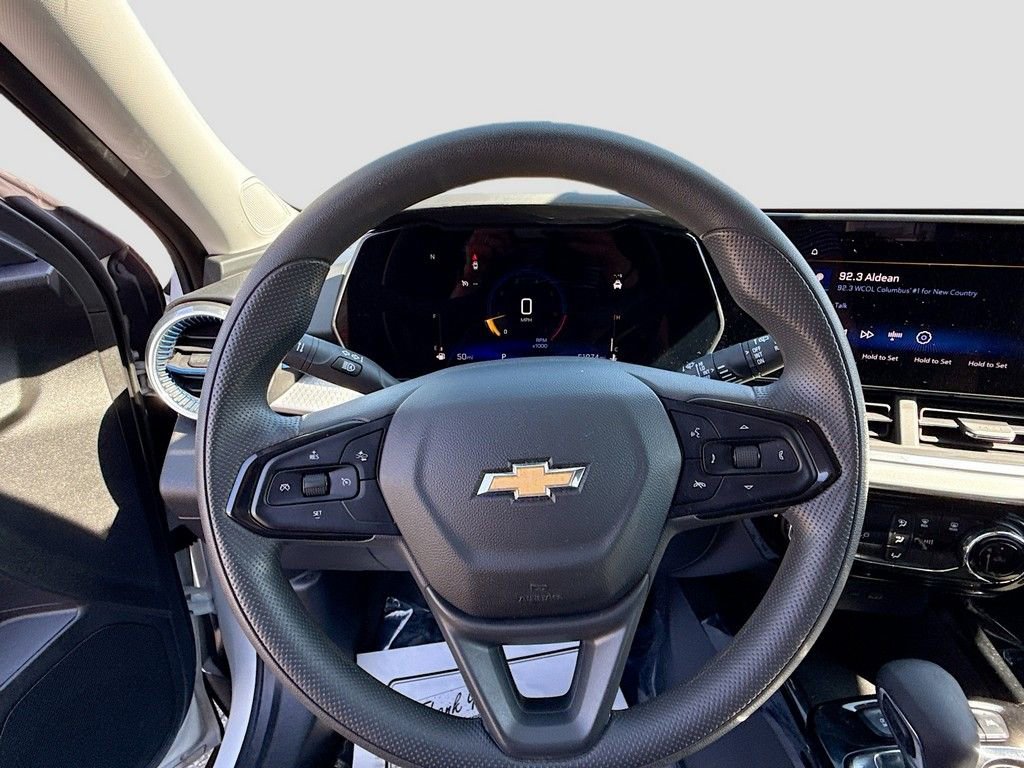 Used 2024 Chevrolet Trax LT image 26