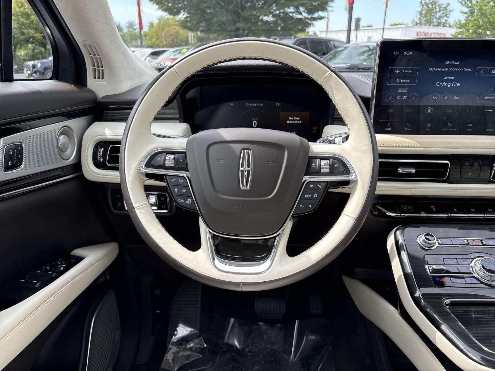 Used 2023 Lincoln Nautilus Black Label w/ Class II Trailer Tow Package AWD/4WD image 16