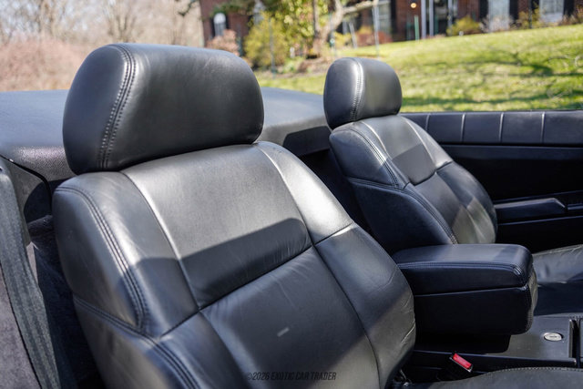 Used 1993 Cadillac Allante FWD image 37