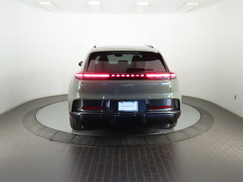 New 2026 Porsche Cayenne Electric AWD/4WD image 6