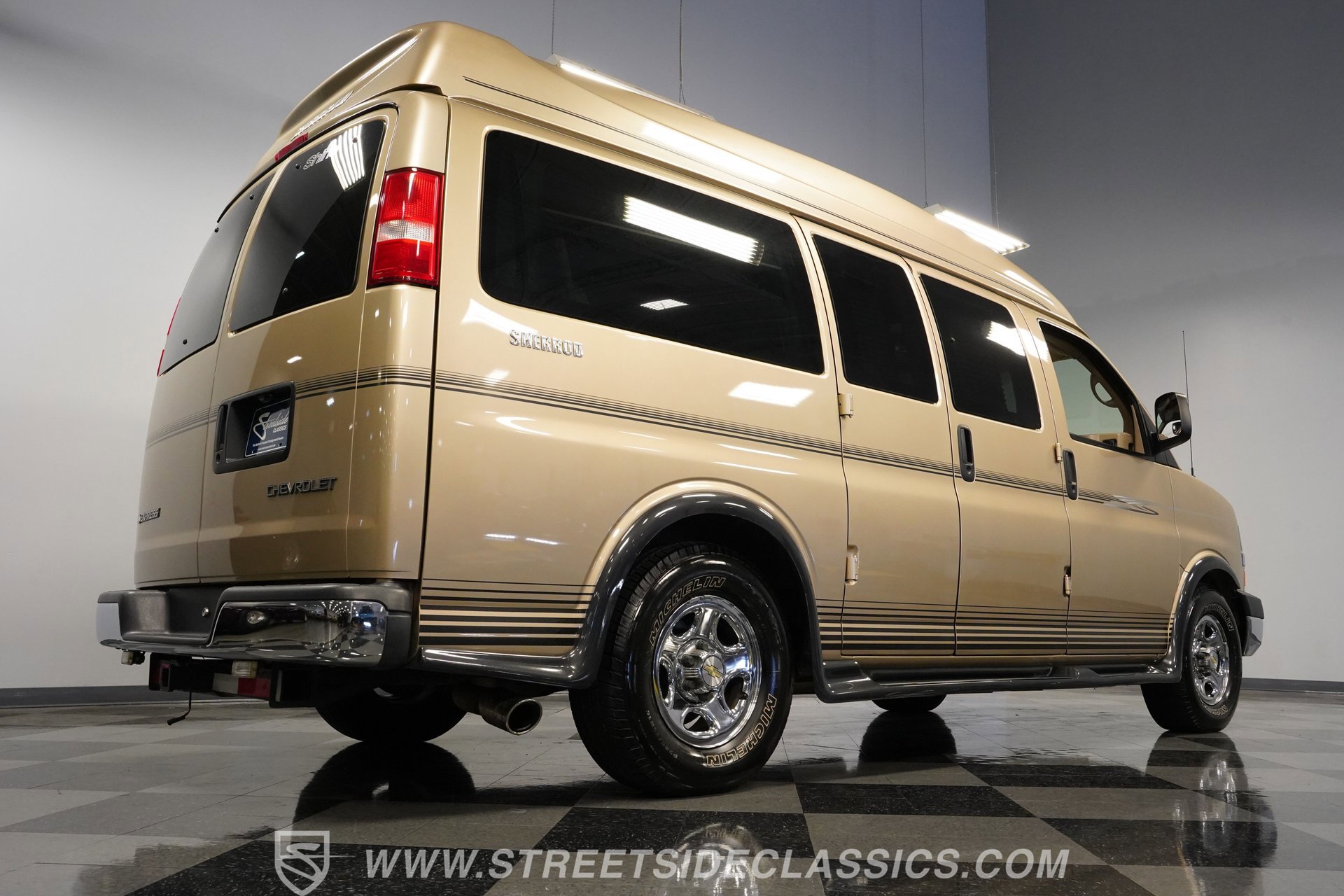 Used 2006 Chevrolet Express 1500 w/ Preferred Equipment Group image 27