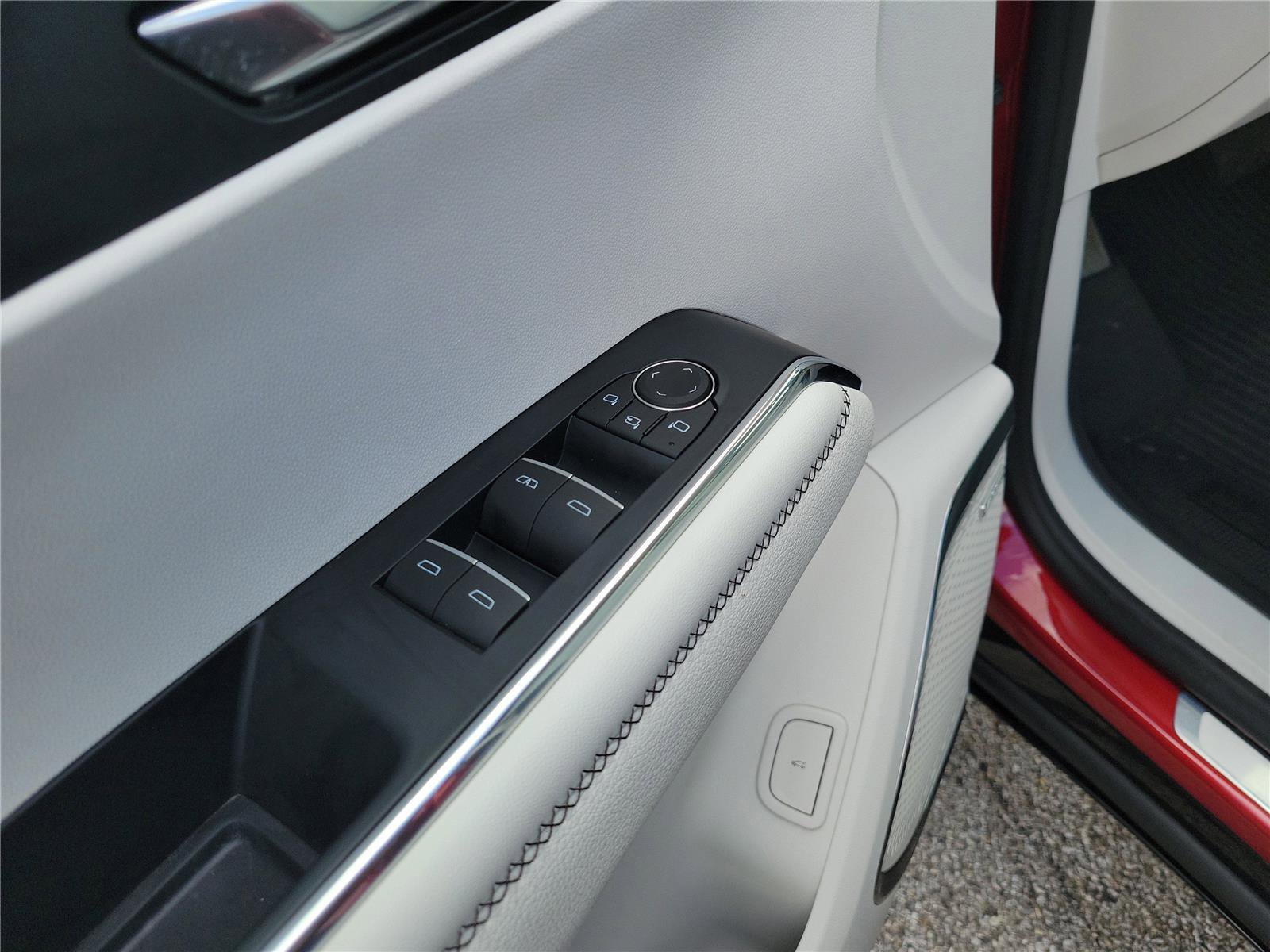 Used 2024 GMC Acadia Denali w/ LPO, Floor Liner Package AWD/4WD image 21