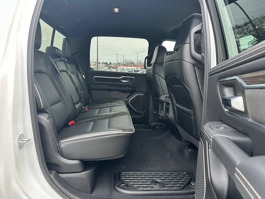 Used 2026 RAM 1500 Laramie AWD/4WD image 16