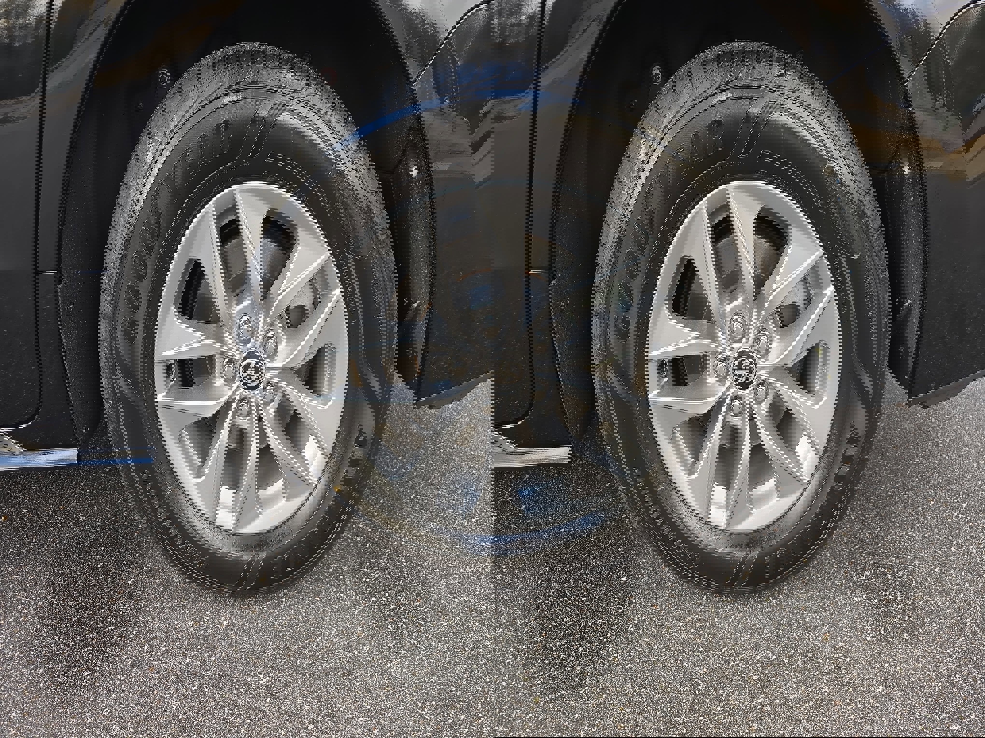 Used 2021 Toyota Sienna XLE w/ XLE Plus Package image 35