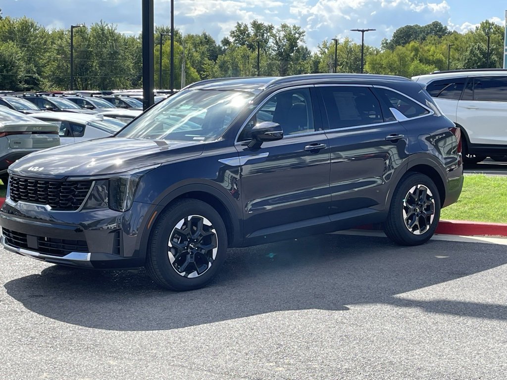 New 2025 Kia Sorento S w/ Panoramic Sunroof Package image 3
