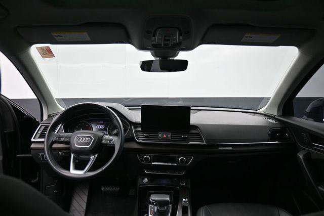 Used 2022 Audi Q5 2.0T Premium w/ Convenience Package AWD/4WD image 28