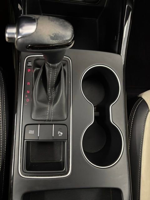 Used 2016 Kia Sorento SX image 27