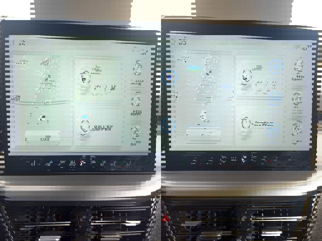 Used 2025 Ford Escape Active w/ Tech Pack #1 image 9