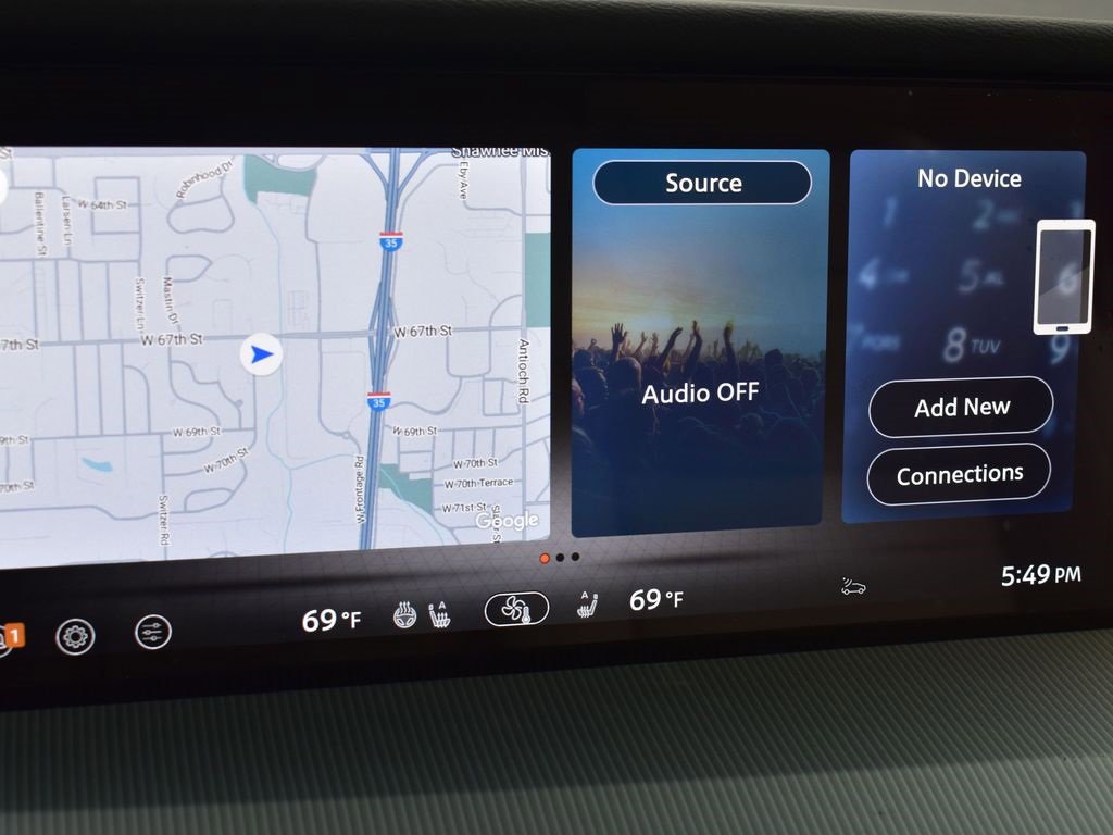 New 2025 Nissan Murano SL image 10