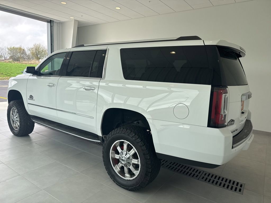 Used 2019 GMC Yukon XL Denali AWD/4WD image 6