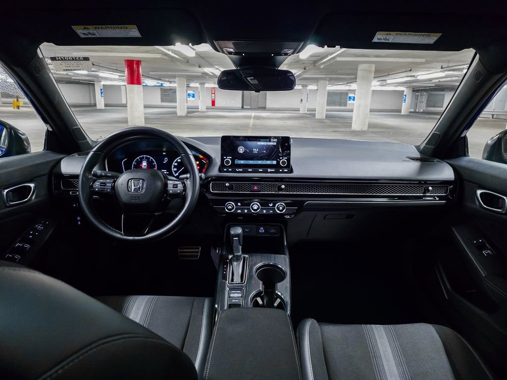 Used 2023 Honda Civic Sport image 3