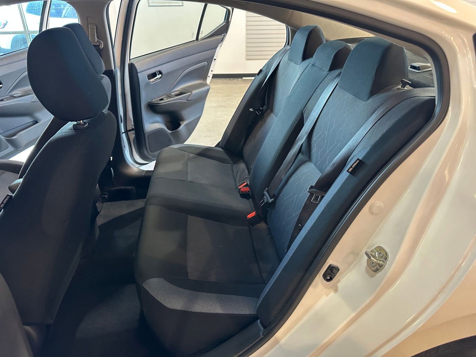 Used 2025 Nissan Versa SV image 38