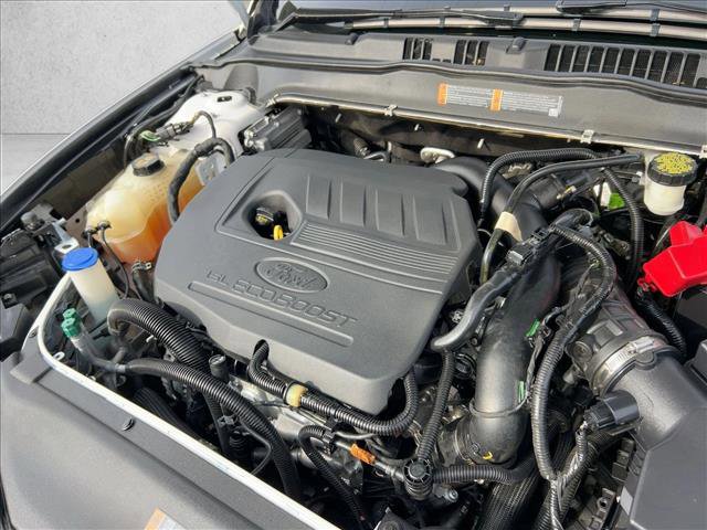 Used 2017 Ford Fusion SE w/ Fusion SE Technology Package image 23