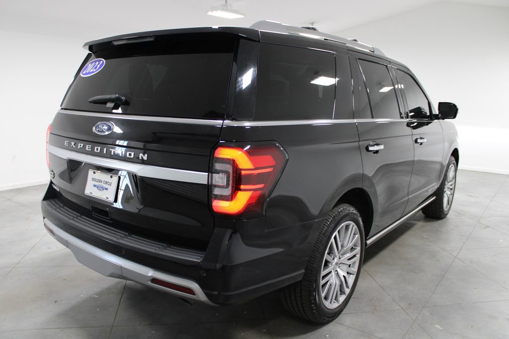 Used 2023 Ford Expedition Platinum AWD/4WD image 9