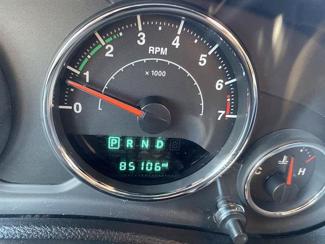 Used 2017 Jeep Wrangler Unlimited Sahara w/ Connectivity Group AWD/4WD image 50