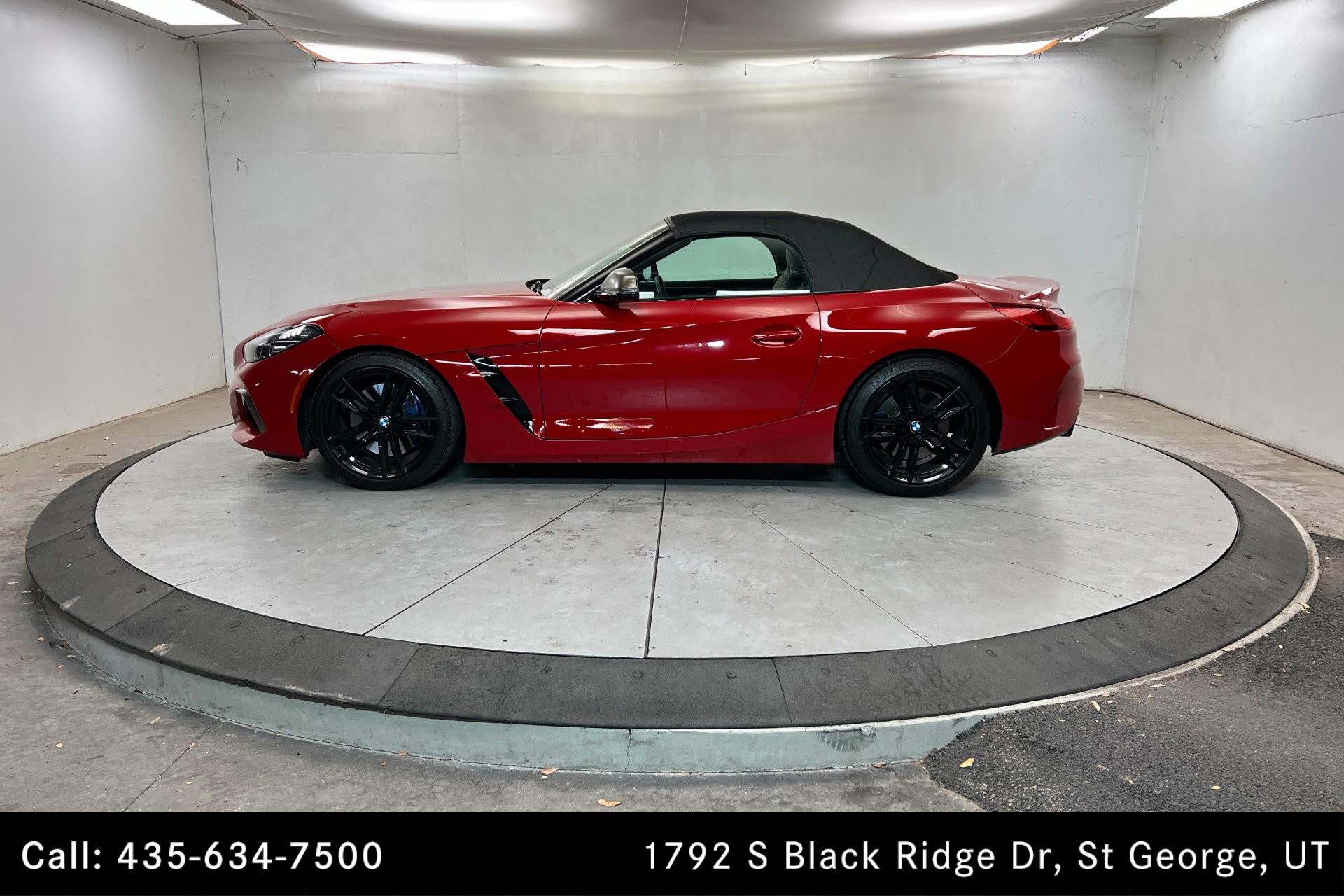 Used 2020 BMW Z4 M40i w/ Executive Package image 2