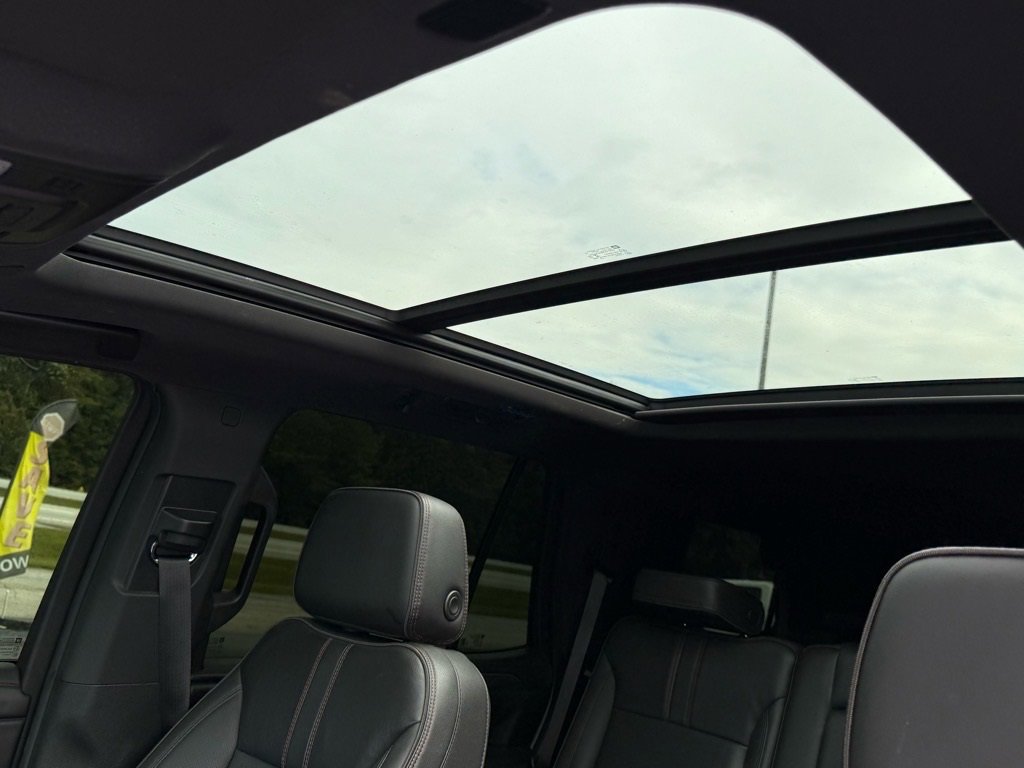 Used 2023 Chevrolet Tahoe RST image 18