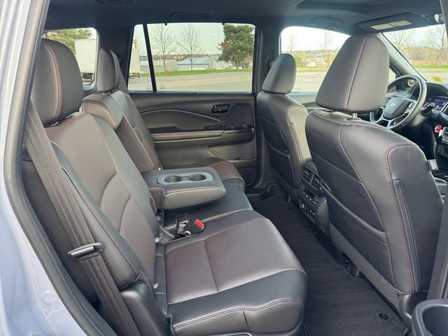 Used 2024 Honda Passport Black Edition image 18