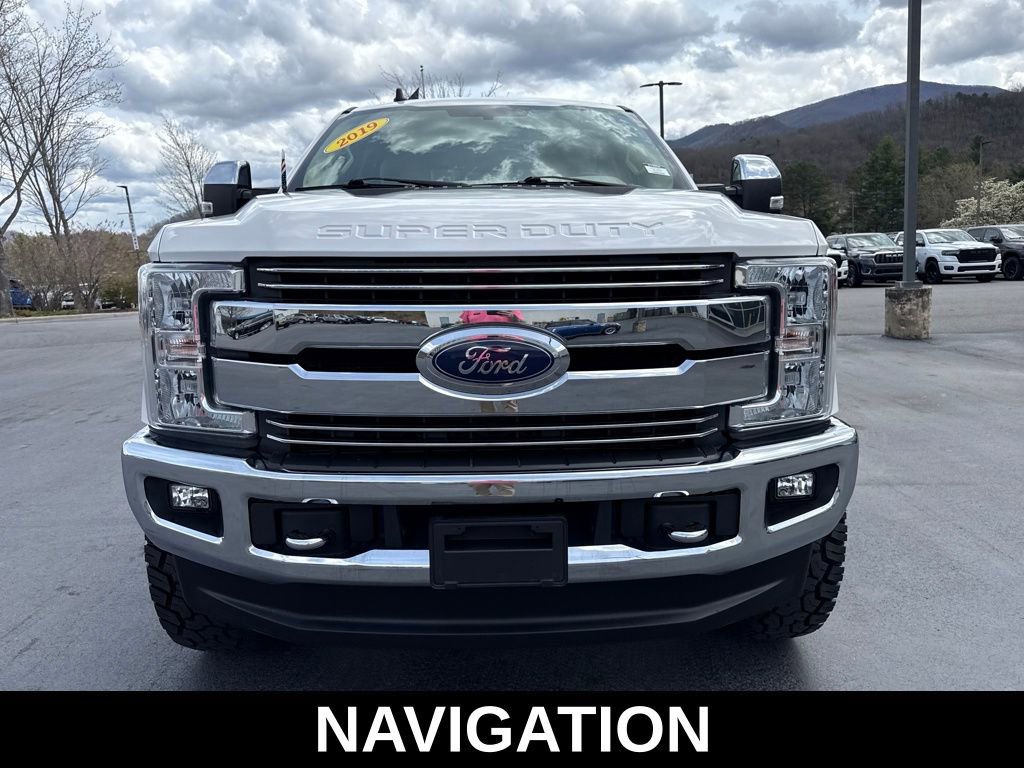 Used 2019 Ford F250 Lariat w/ Chrome Package image 11