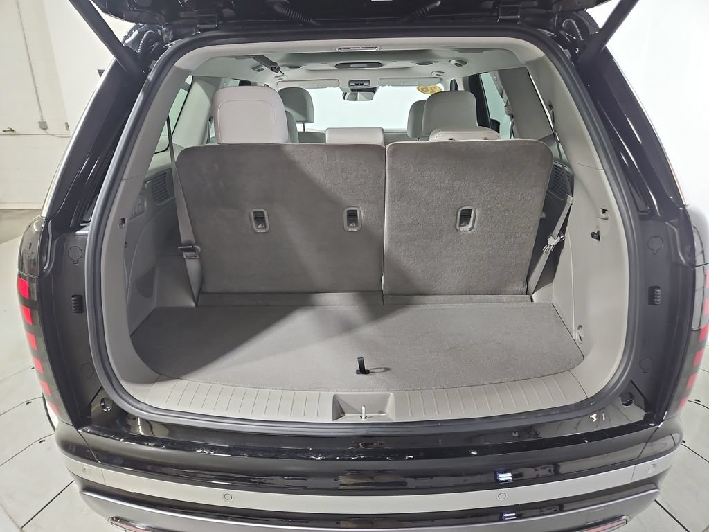 Used 2026 Hyundai Palisade Limited AWD/4WD image 25