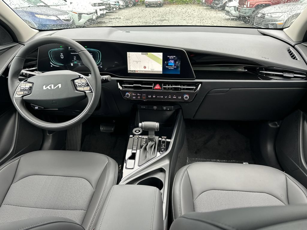 New 2026 Kia Niro EX FWD image 10