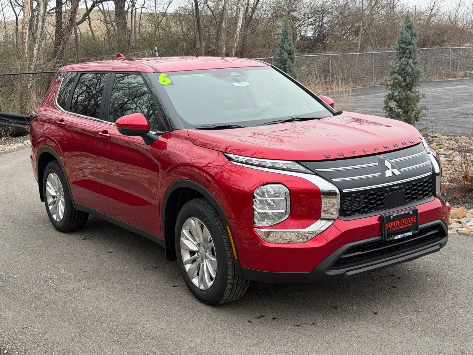 New 2026 Mitsubishi Outlander ES AWD/4WD image 7