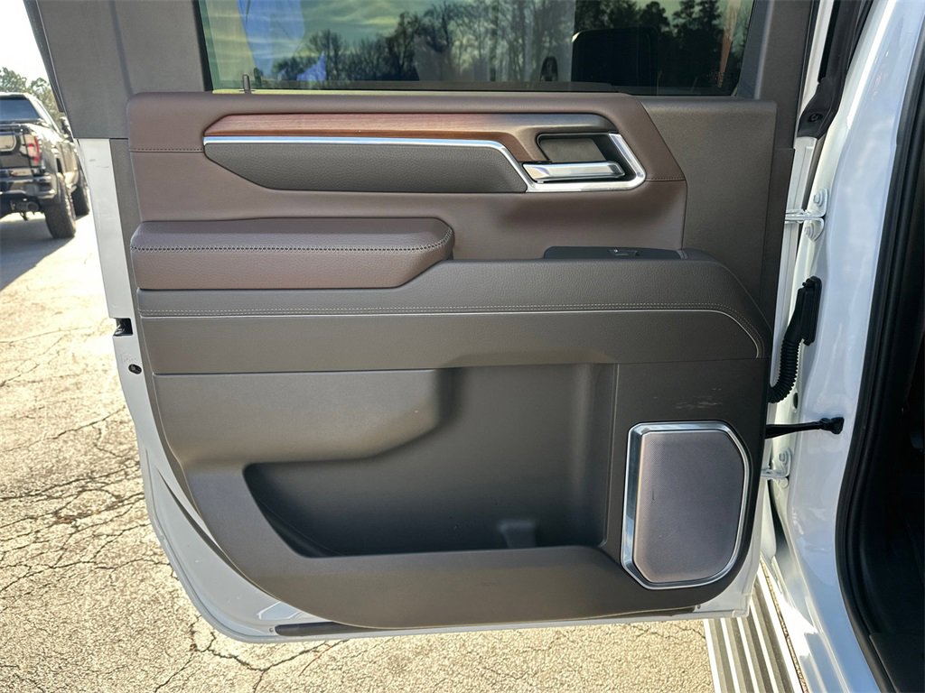 Used 2024 GMC Sierra 3500 Denali w/ Denali Reserve Package image 22