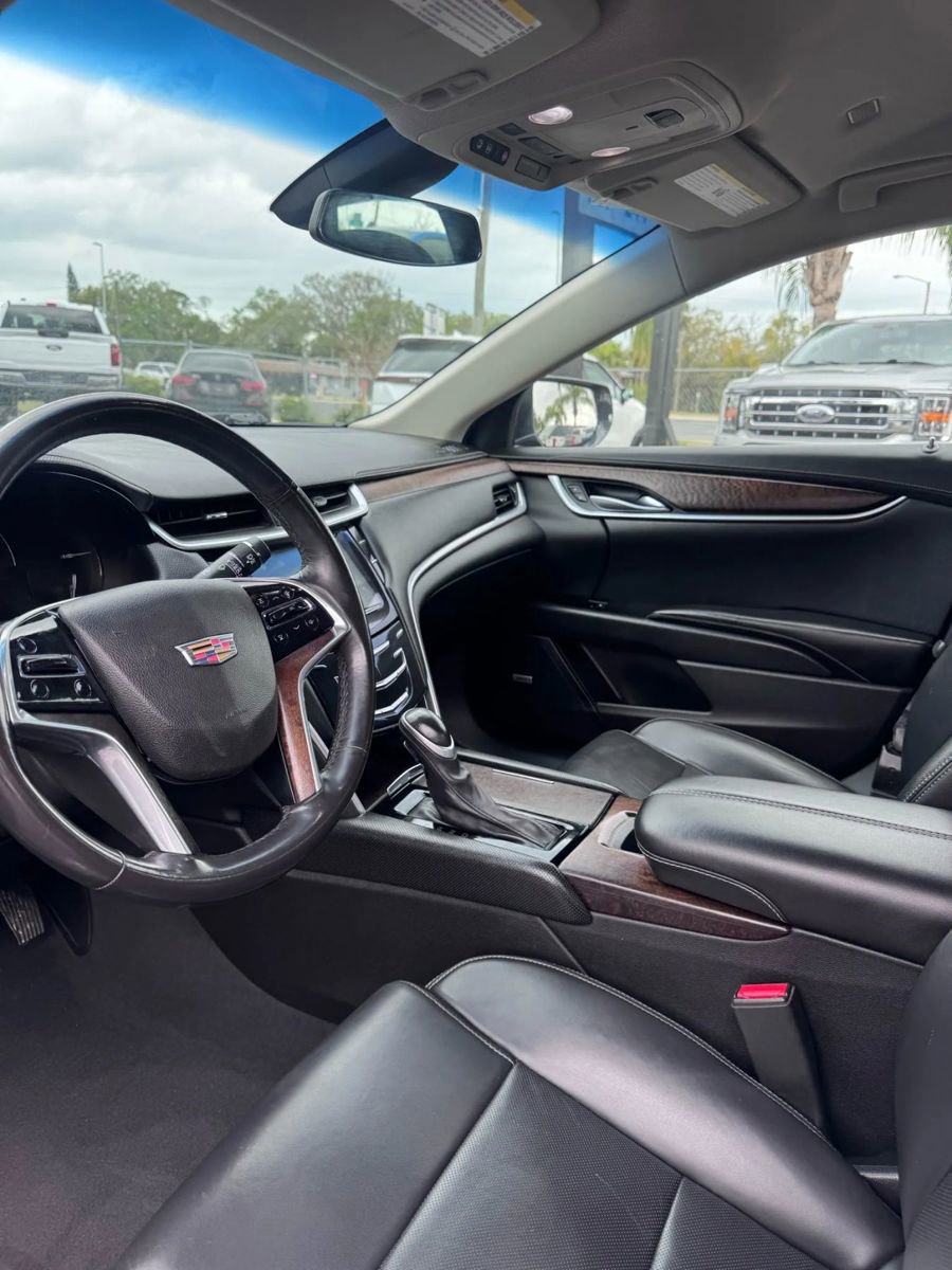 Used 2018 Cadillac XTS Luxury image 9