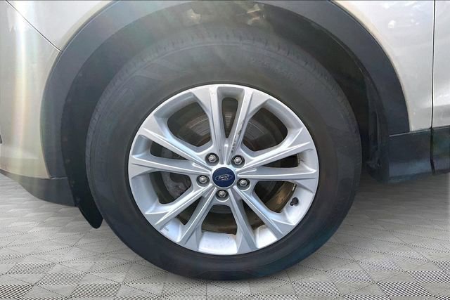 Used 2018 Ford Escape SEL image 22