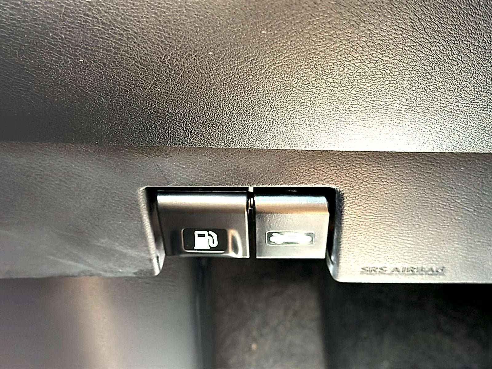 Certified 2025 Nissan Versa SV w/ Trunk Package FWD image 36