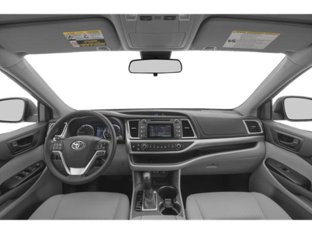 Used 2019 Toyota Highlander LE AWD/4WD image 7