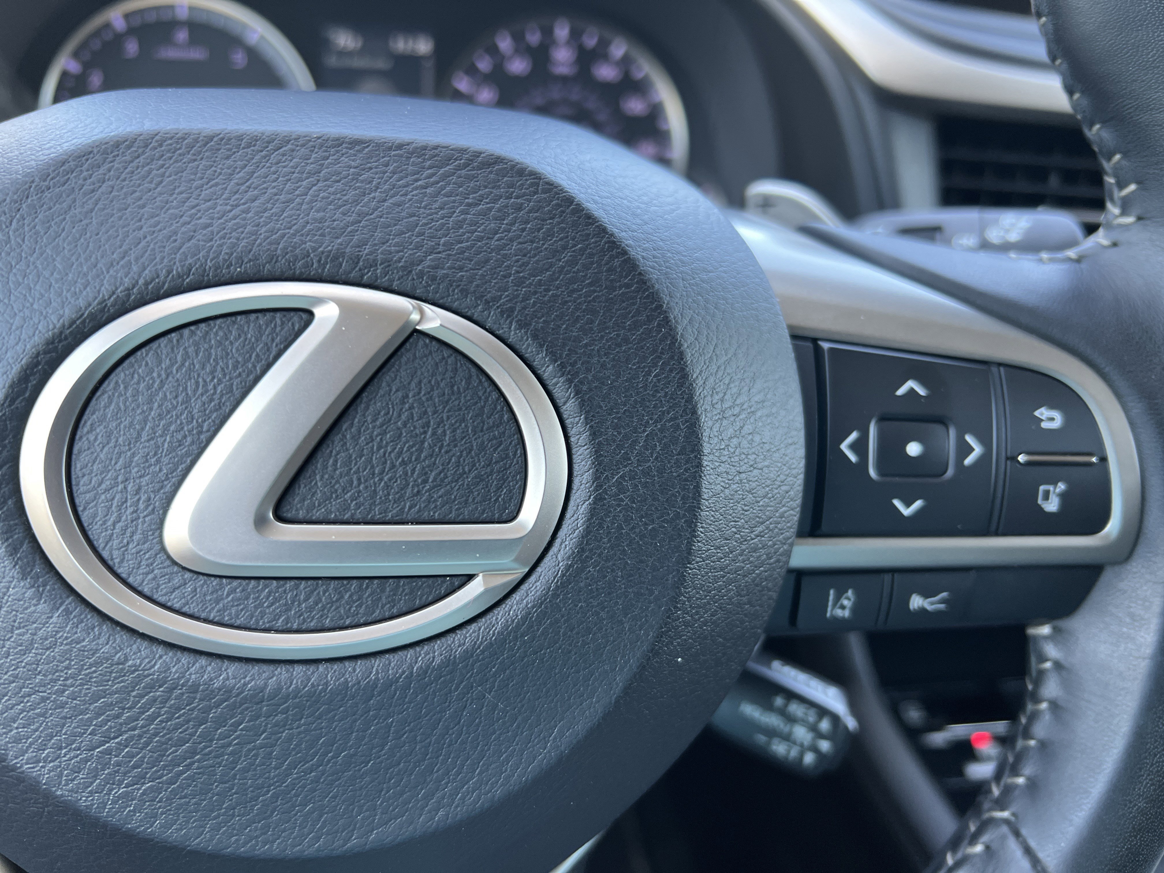 Used 2021 Lexus RX 350 FWD w/ Accessory Package image 11