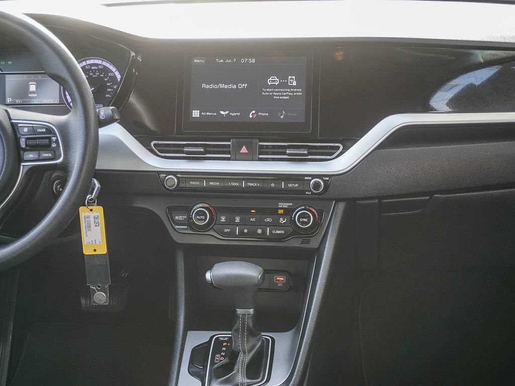 Used 2021 Kia Niro LX FWD image 16