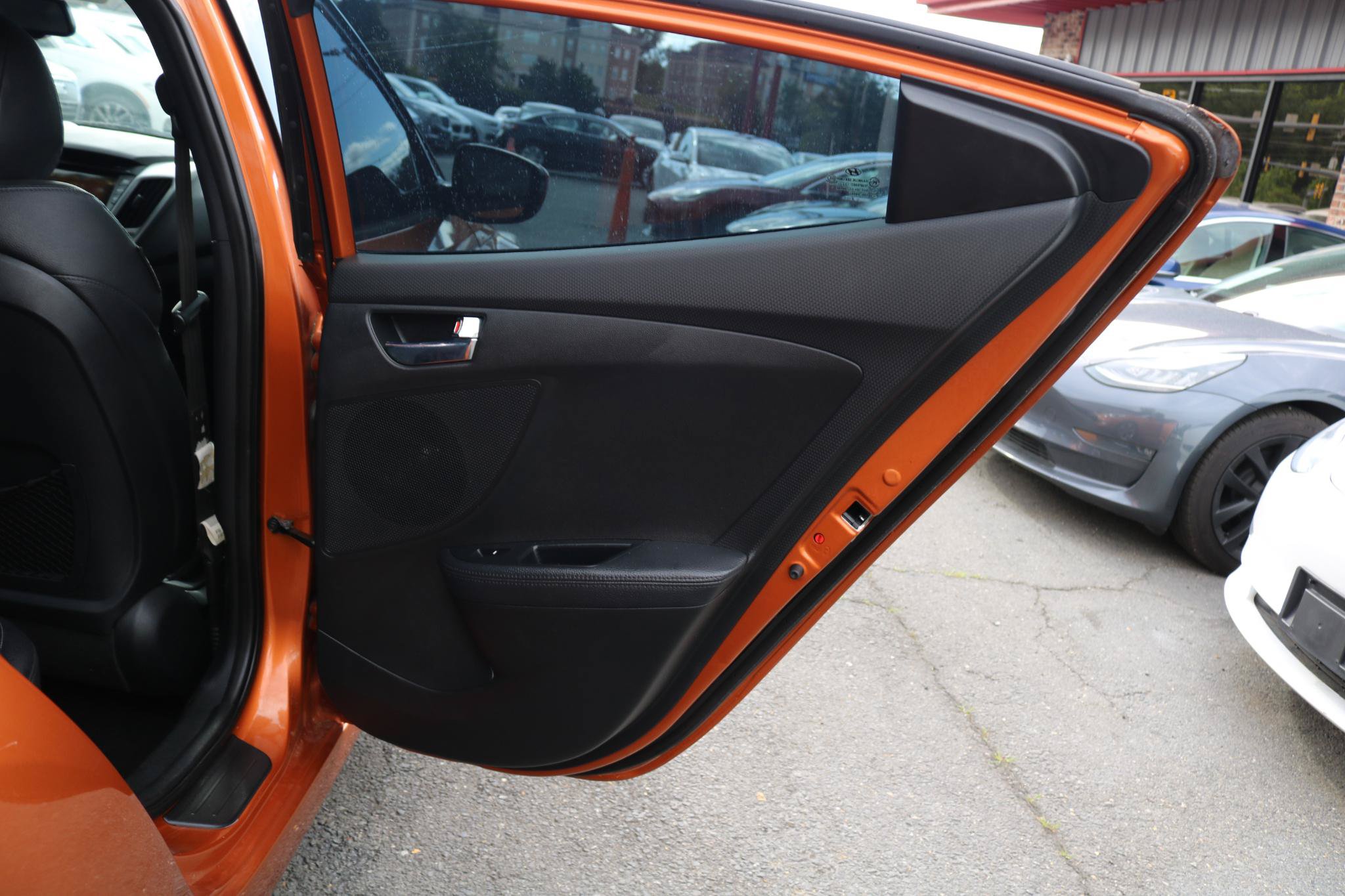 Used 2015 Hyundai Veloster w/ Option Group 03 FWD image 33