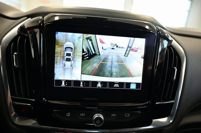 Used 2022 Chevrolet Traverse RS image 18