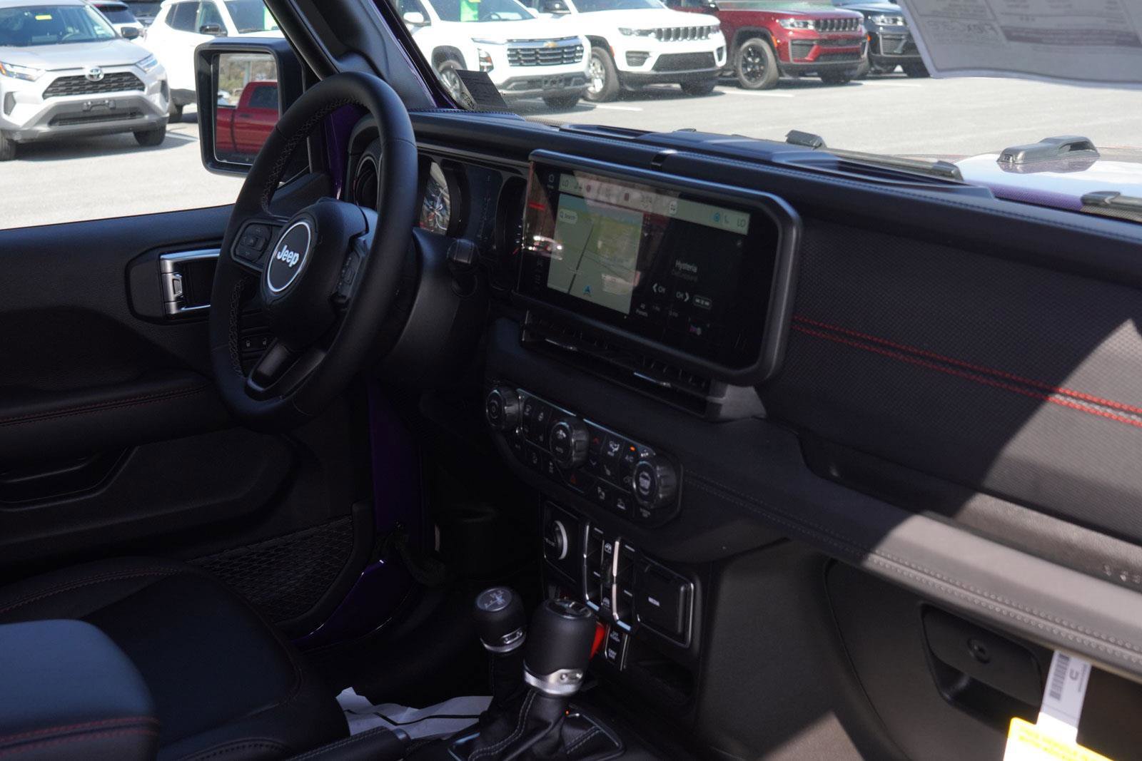 New 2026 Jeep Wrangler Unlimited Rubicon AWD/4WD image 27
