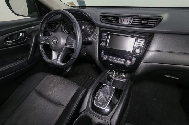 Used 2020 Nissan Rogue SV AWD/4WD image 18