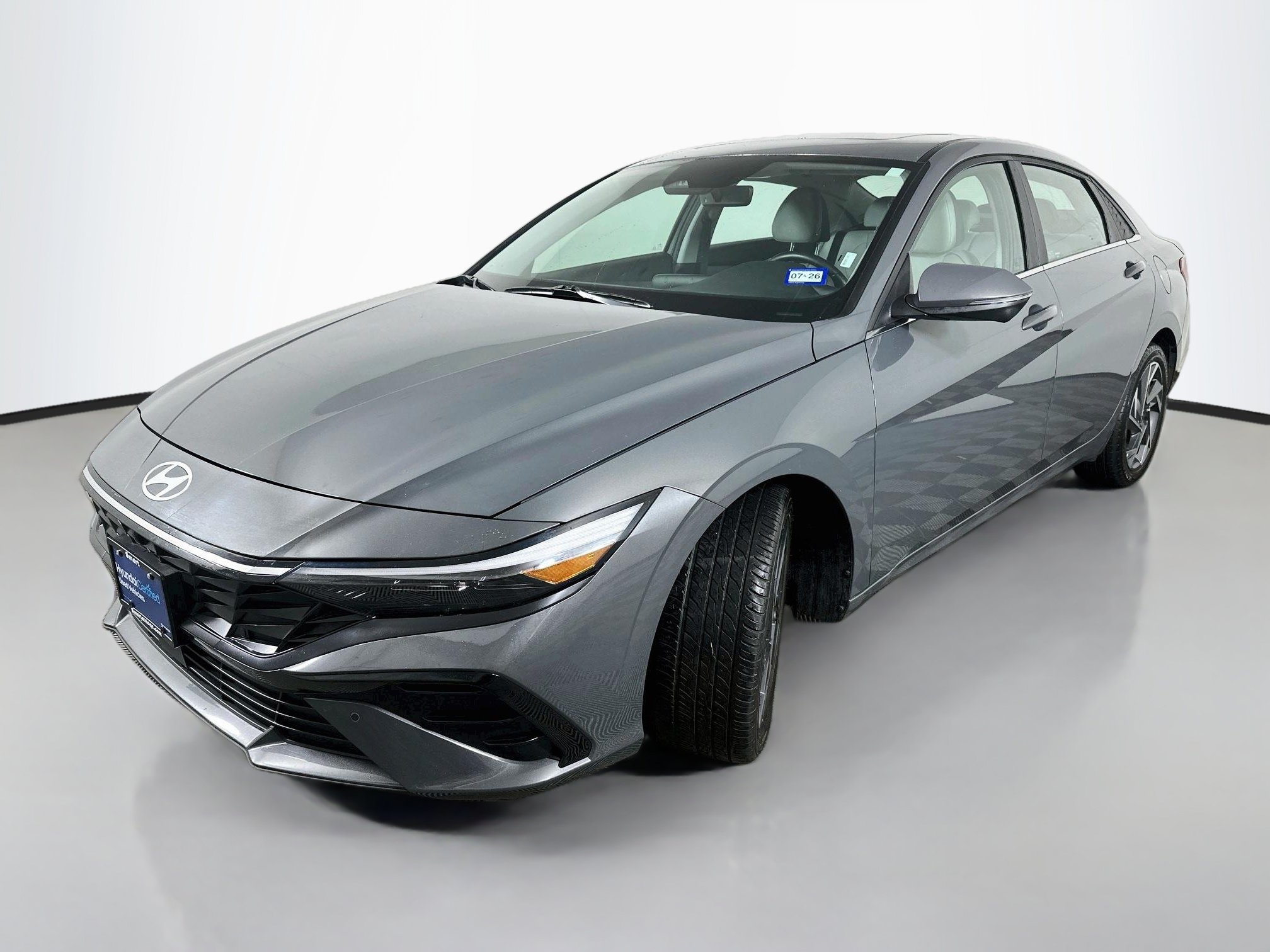 Certified 2024 Hyundai Elantra Limited FWD image 3